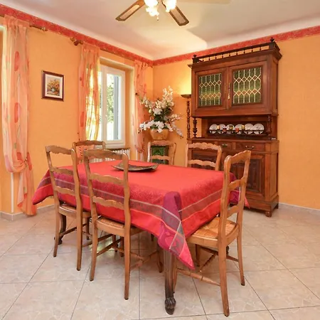 Lovely Home In Les Salles Du Gardon