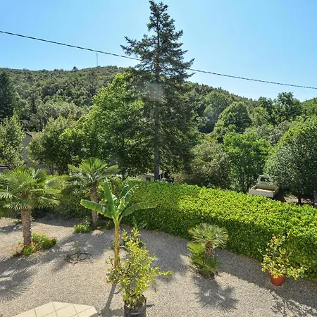 Ferienhaus Lovely Home In Les Salles Du Gardon *