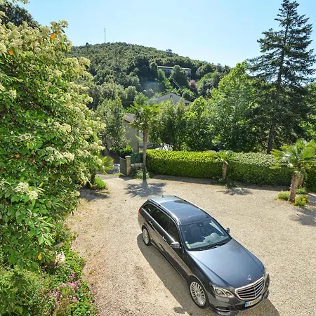 Lovely In Les Salles Du Gardon 度假居 *